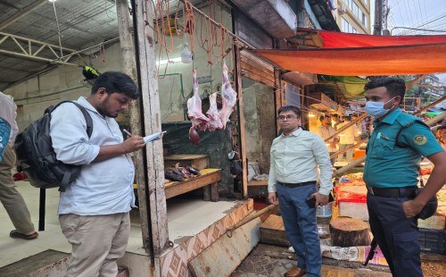 ম্যাজিস্ট্রেট ইসরাফিলের আকস্মিক অভিযান, জনমনে স্বস্তি